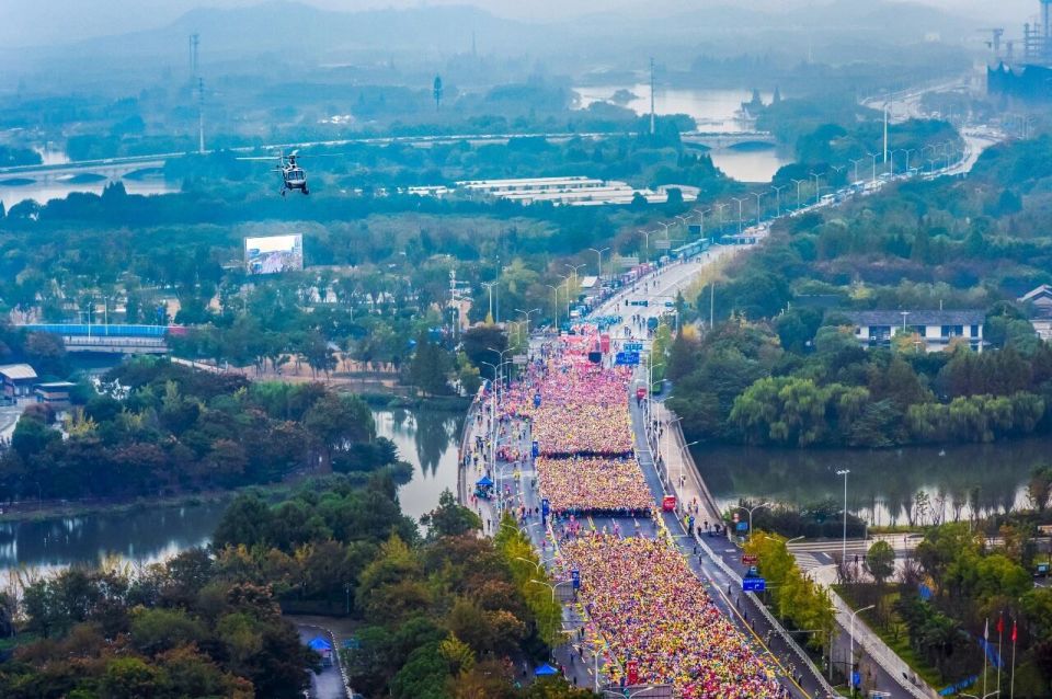 cpZnz, BiqgA cpZnz, BiqgA